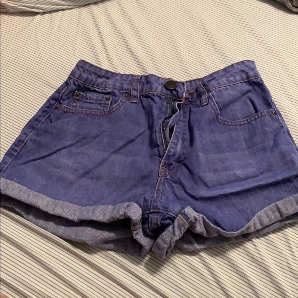 Forever 21 light washed high waisted jean shorts